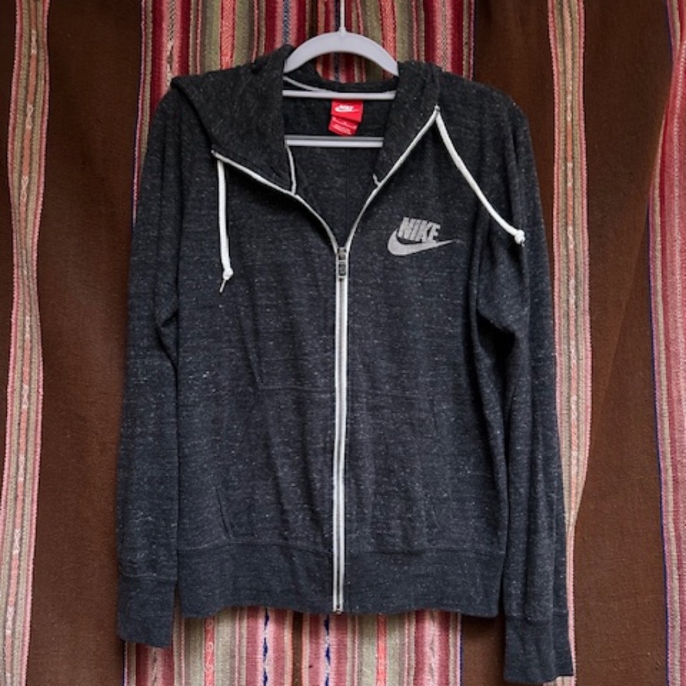 NIKE GYM VINTAGE HOODIE- SIZE M